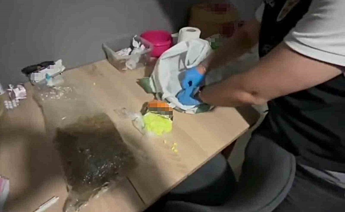 Kocaeli'de operasyonlarda 725 gram skank ele geçirildi, toplam 14 şüpheli yakalandı