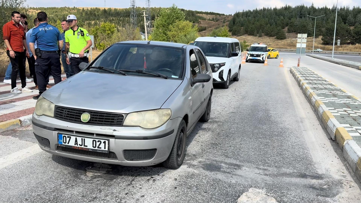 Taksiciler uygulamadan korsan taksi çağırıp tuzak kurdu! Ceza yiyen tek kişi sürücü olmadı