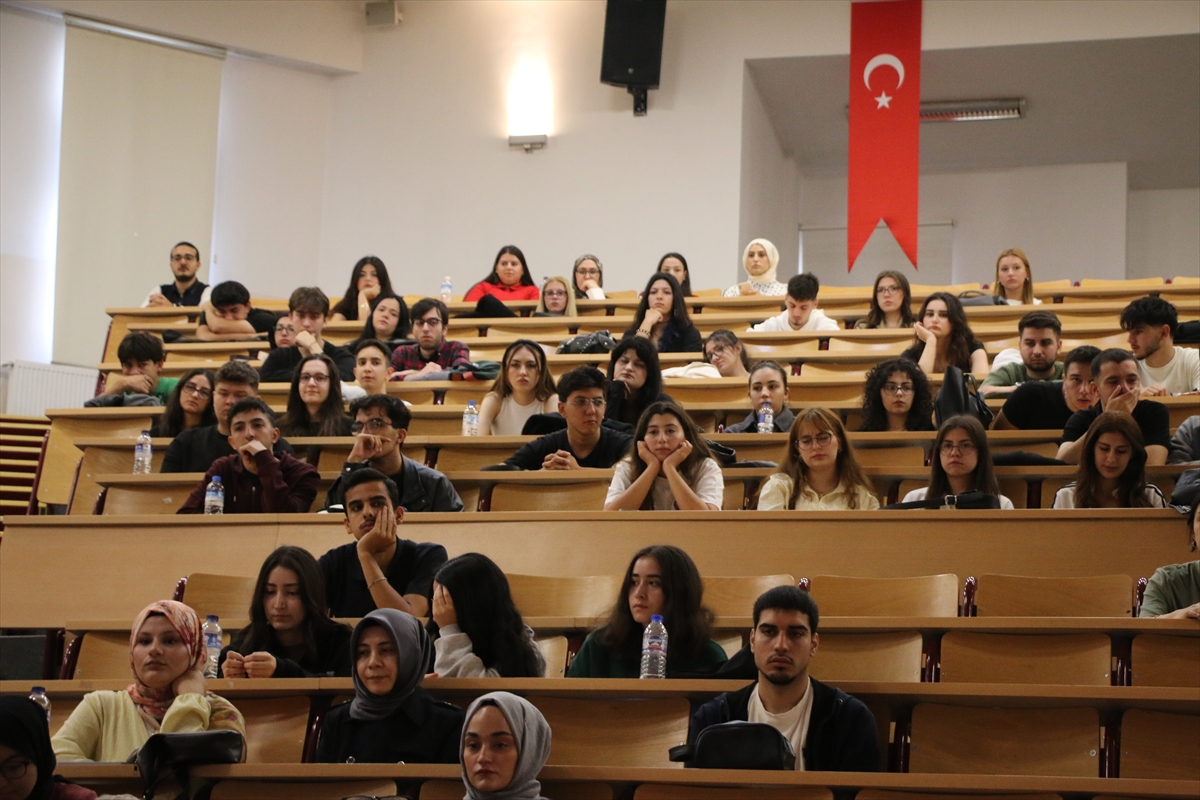 Kütahya DPÜ'de 'Terörsüz Türkiye' dersi yeni akademik yılı başlattı