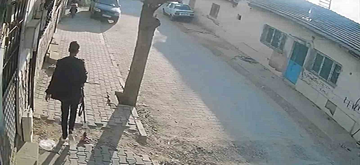 Manisa Turgutlu'da silahlı saldırıda 10 öğrenci yaralandı, 2'si hayati tehlikede