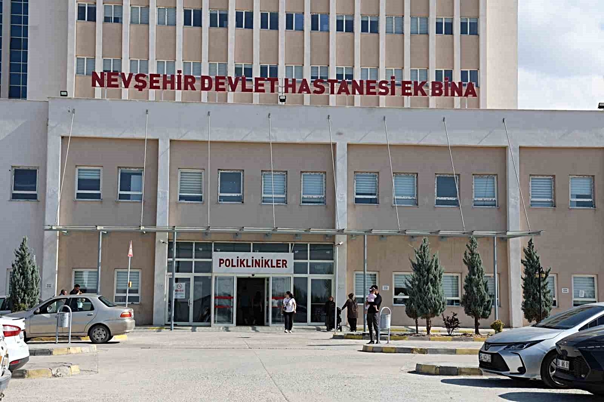 Nevşehir'de kadın doğum doktoruna para soruşturmasında 9 gözaltı, 3 tutuklama yapıldı