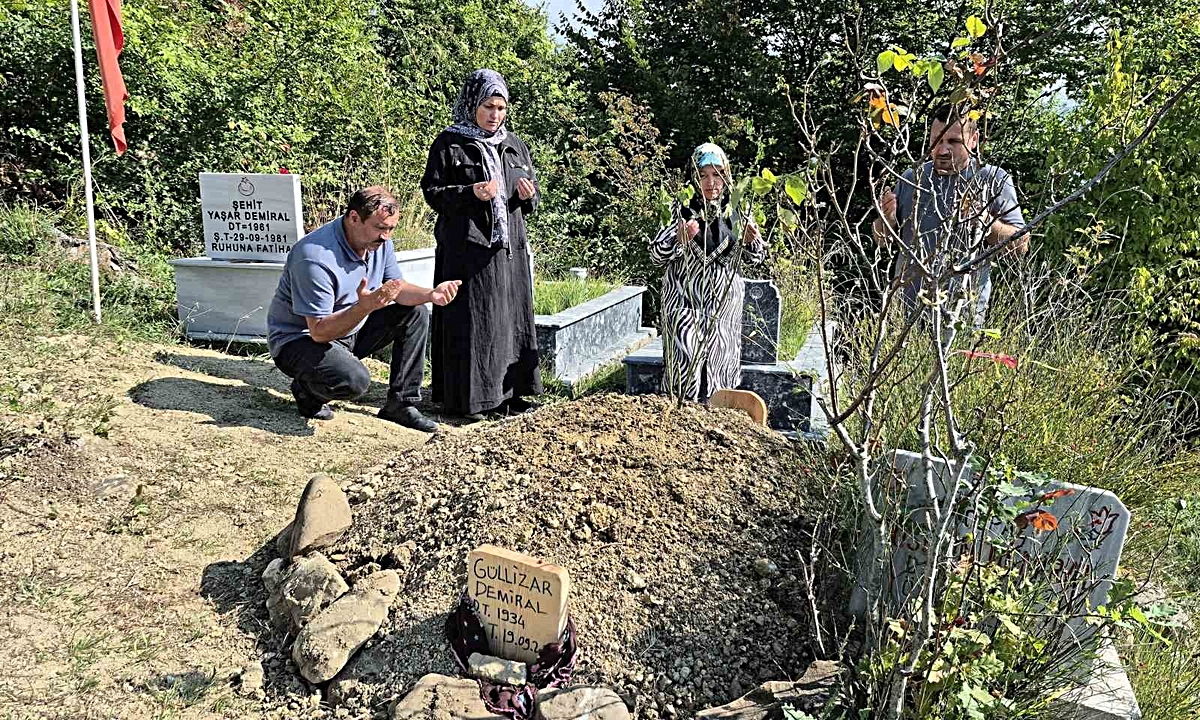 Oğlunun şehadetinin 45. yıldönümüne 3 gün kala vefat etti