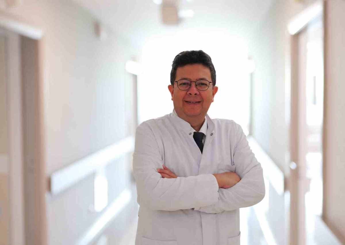 Prof. Dr. Doğu, KML'de düzenli takip ve tedavi uyumunun önemini vurguladı