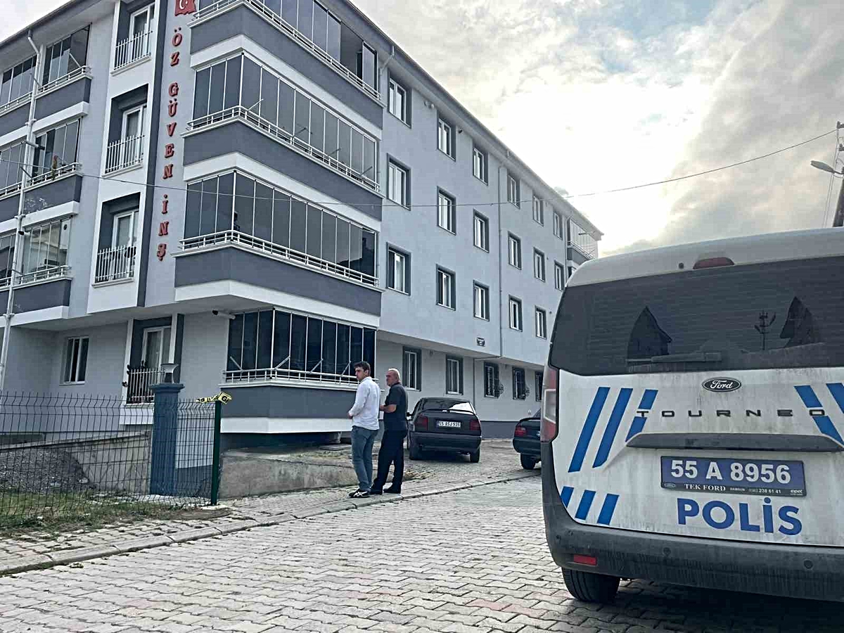 Samsun Kavak'ta 49 yaşındaki şahıs, silah sesi sonrası evinde ölü bulundu