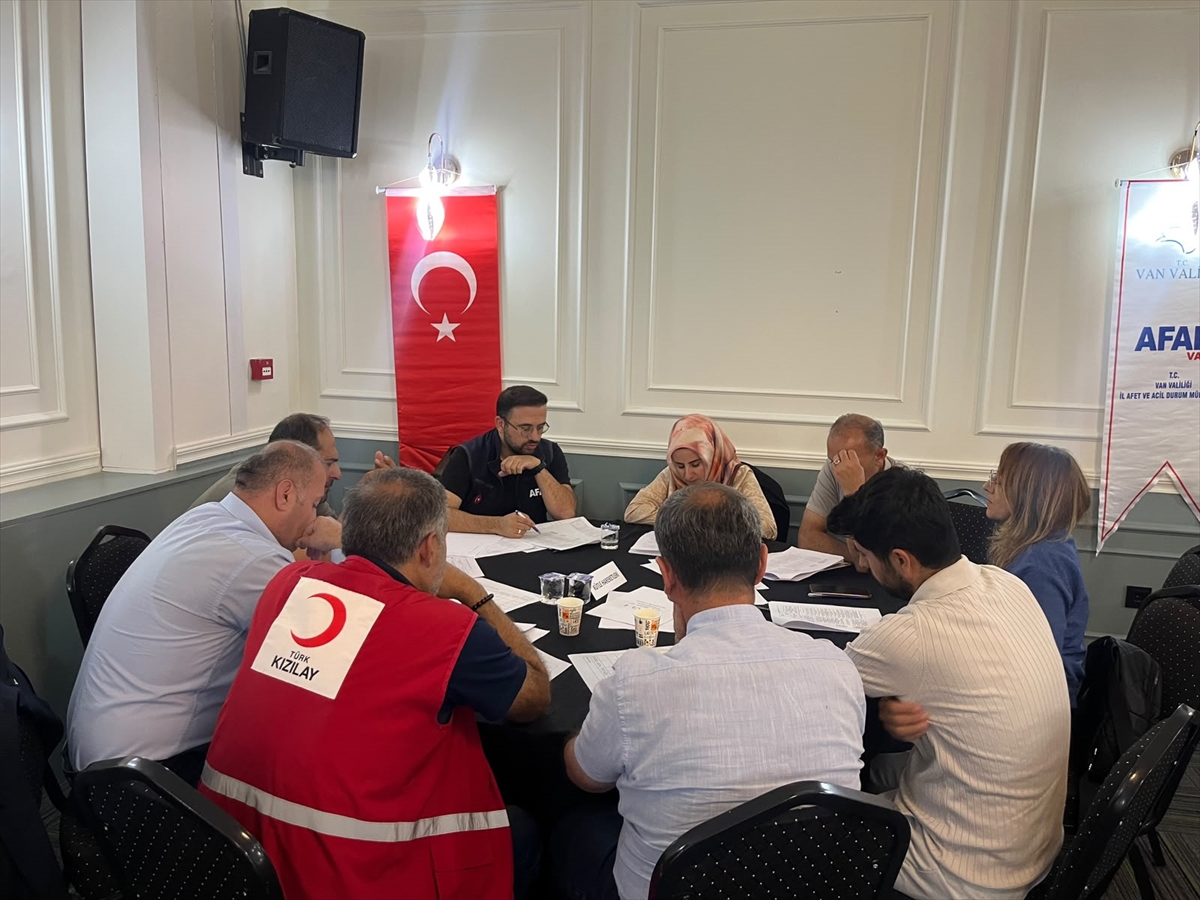 Van'da AFAD koordinasyonunda 2. İRAP çalıştayı 2027-2031 dönemi için düzenlendi