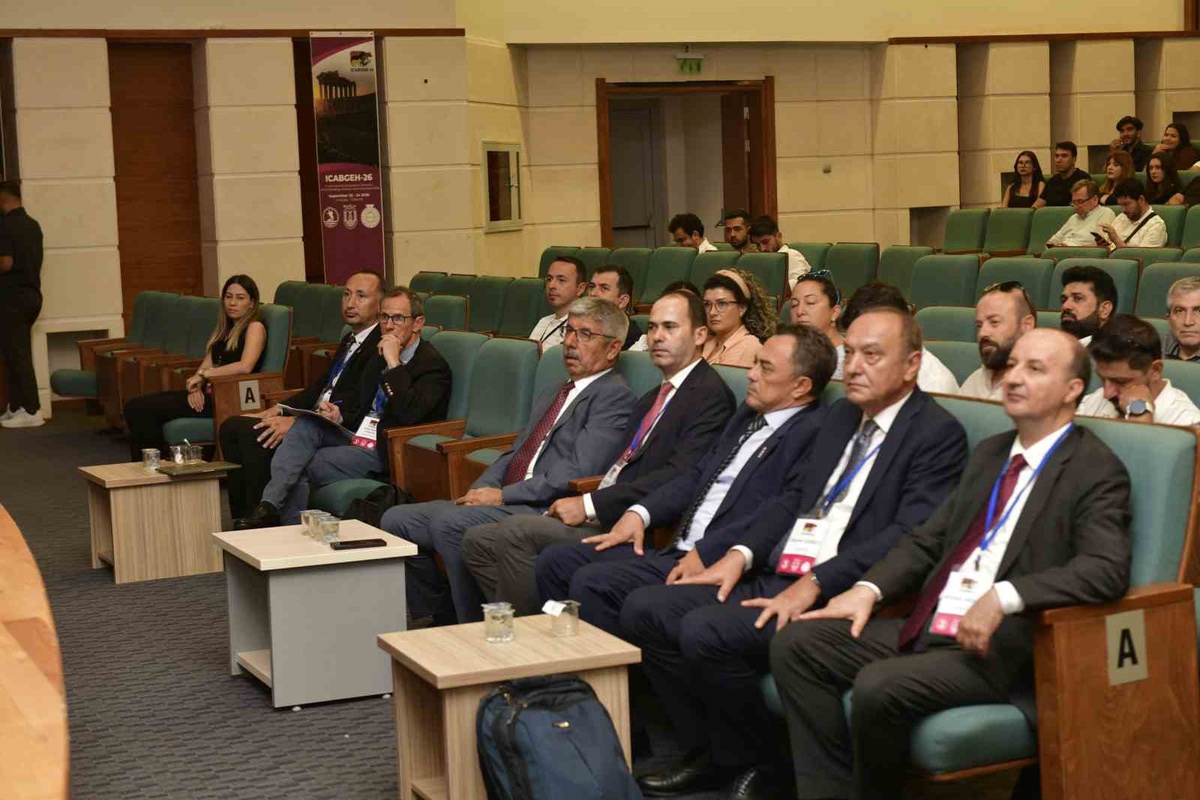 10'uncu Evcil Hayvan Kongresi ICABGEH-26, MSKÜ ev sahipliğinde Muğla'da başladı