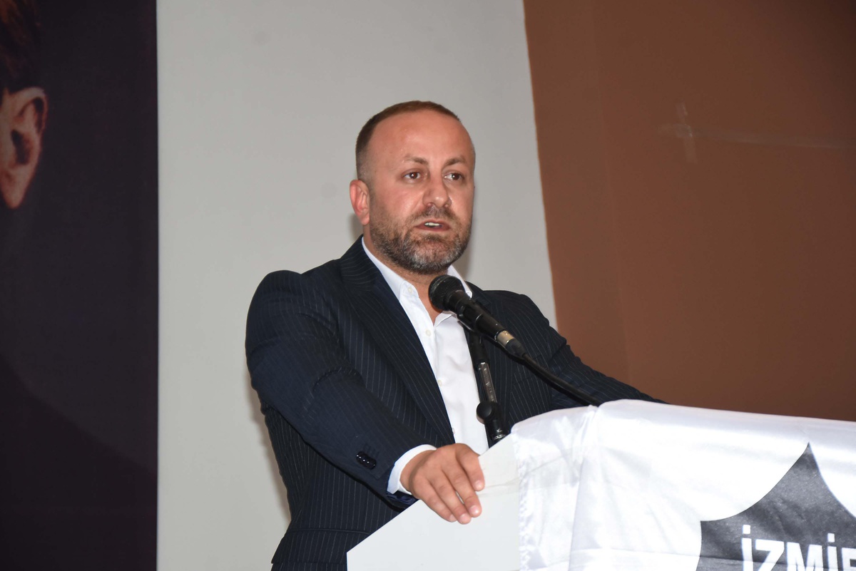 3'üncü Lig'deki Altay'da kayyım davasından feragat ve kongre planı tartışma yarattı