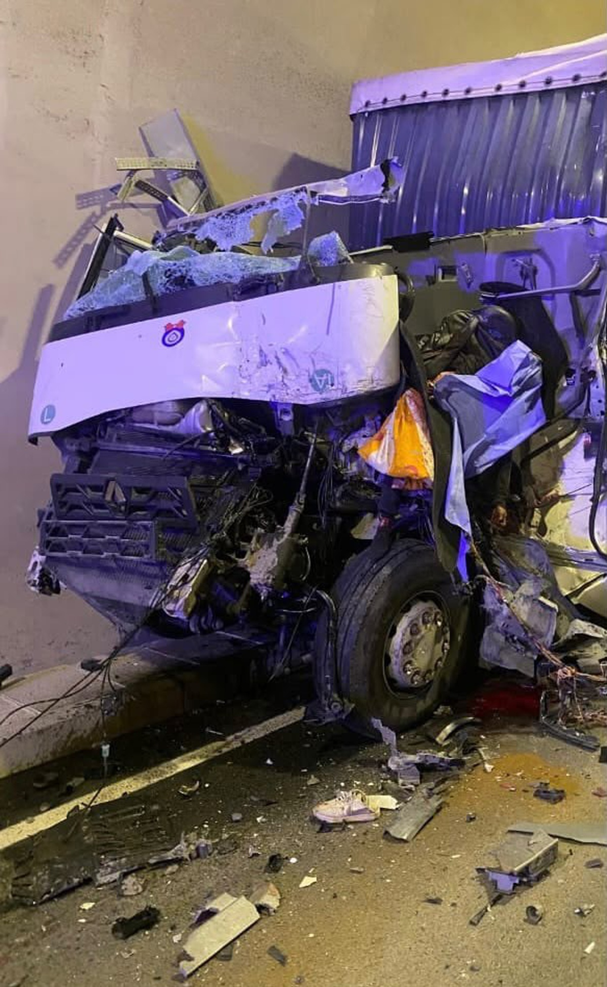 Artvin Yusufeli'de tüneldeki kazada 1 kişi öldü, 2 kişi yaralandı