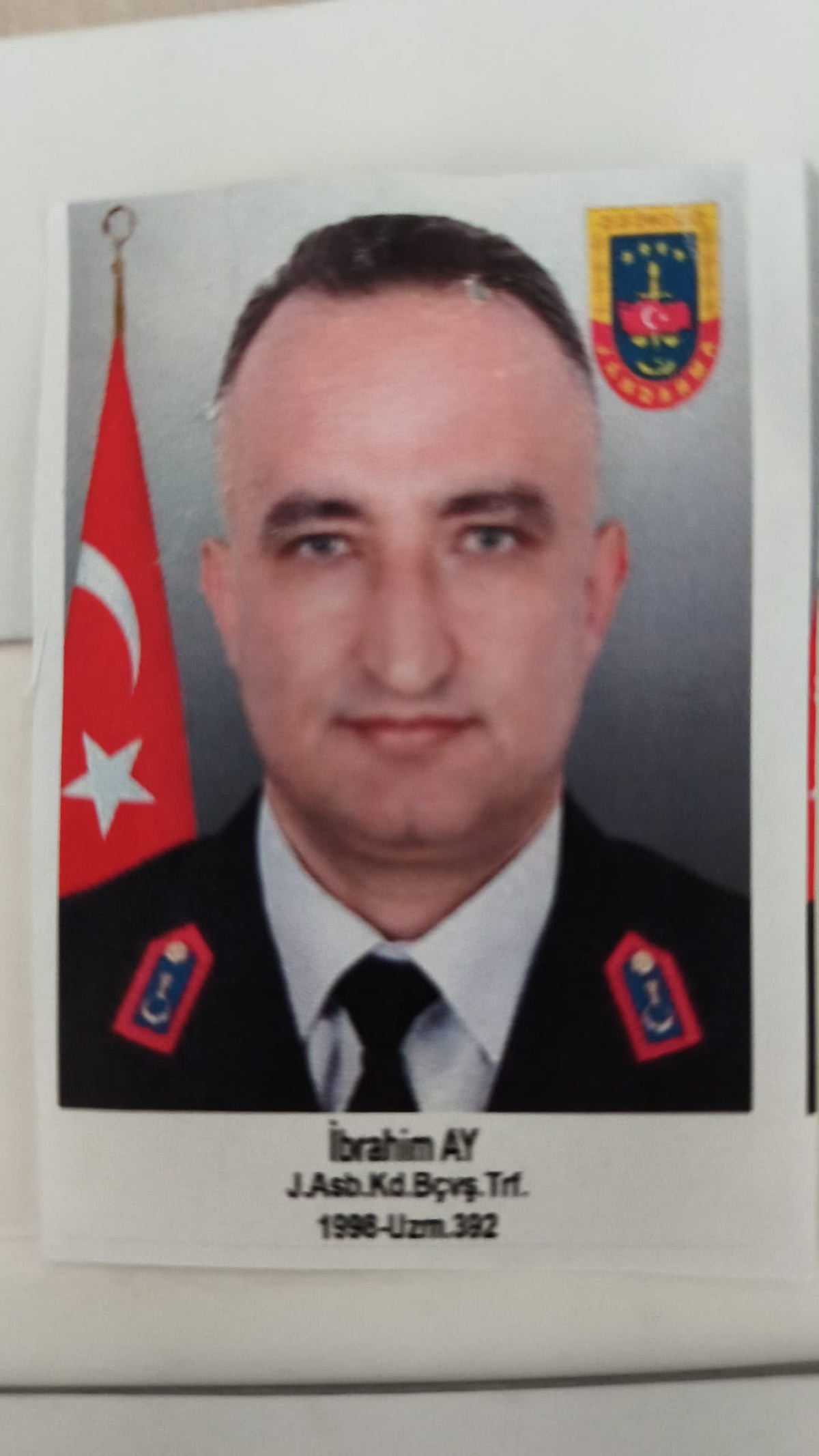 Astsubay İbrahim Ay, Kocaeli İzmit'te spor yaptığı parkta kalp krizi geçirerek öldü