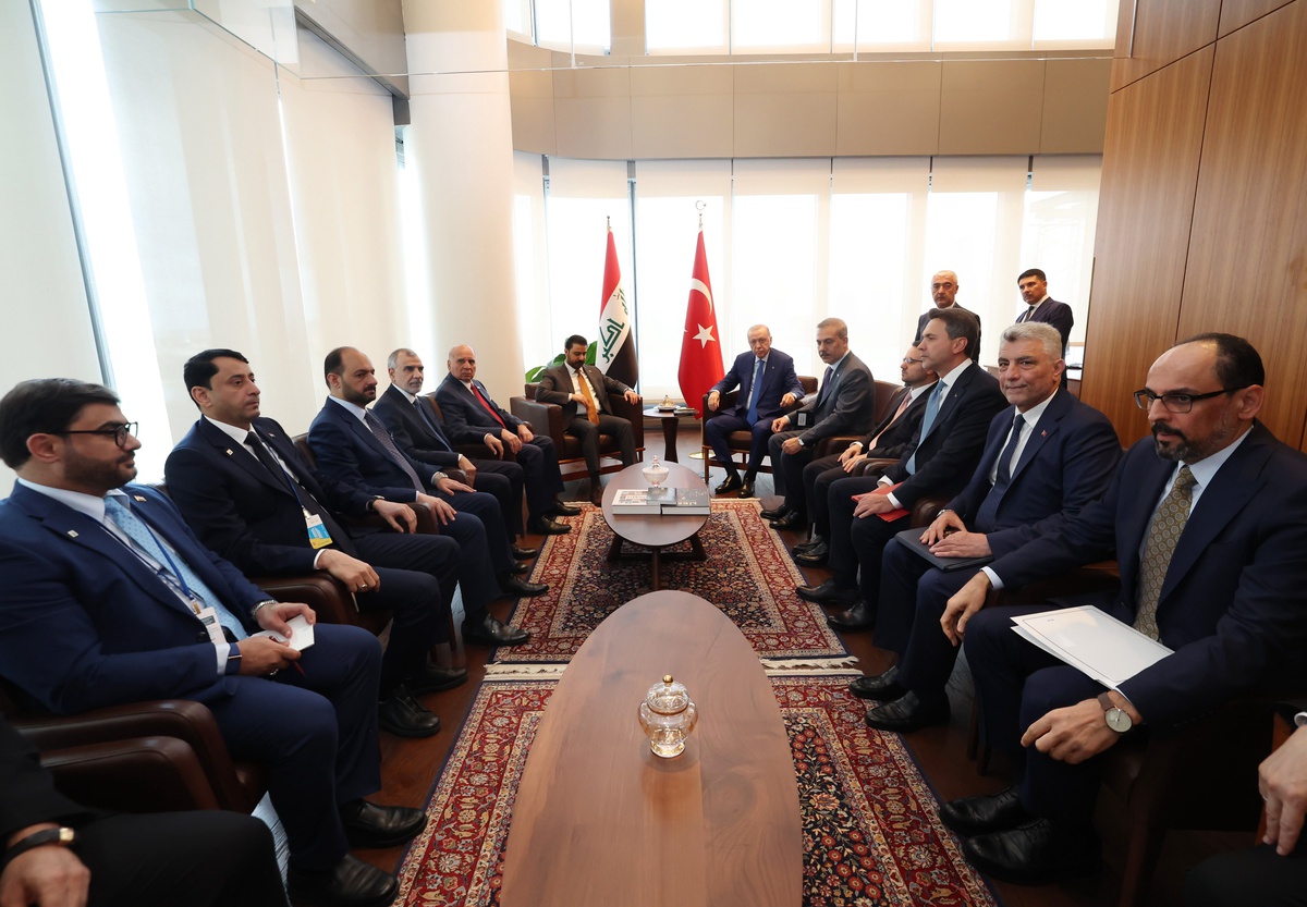 Bakan Bayraktar: Türkiye-Irak ortaklığını somut projelerle ileri taşımak için çalışacağız