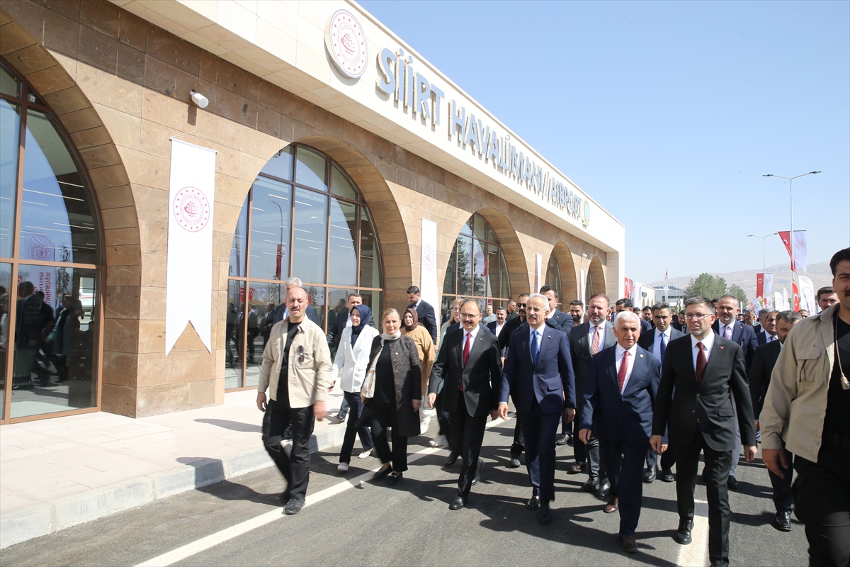Bakan Uraloğlu, Siirt Havalimanı Yeni Terminal Binası açılış töreninde konuştu: