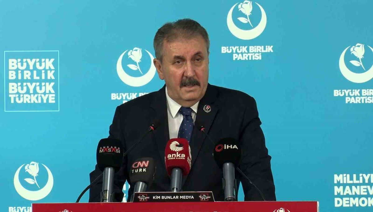BBP Genel Başkanı Destici: 'Devletimiz geçmişte olduğu gibi yarın da terörün kökünü kazıyacak'