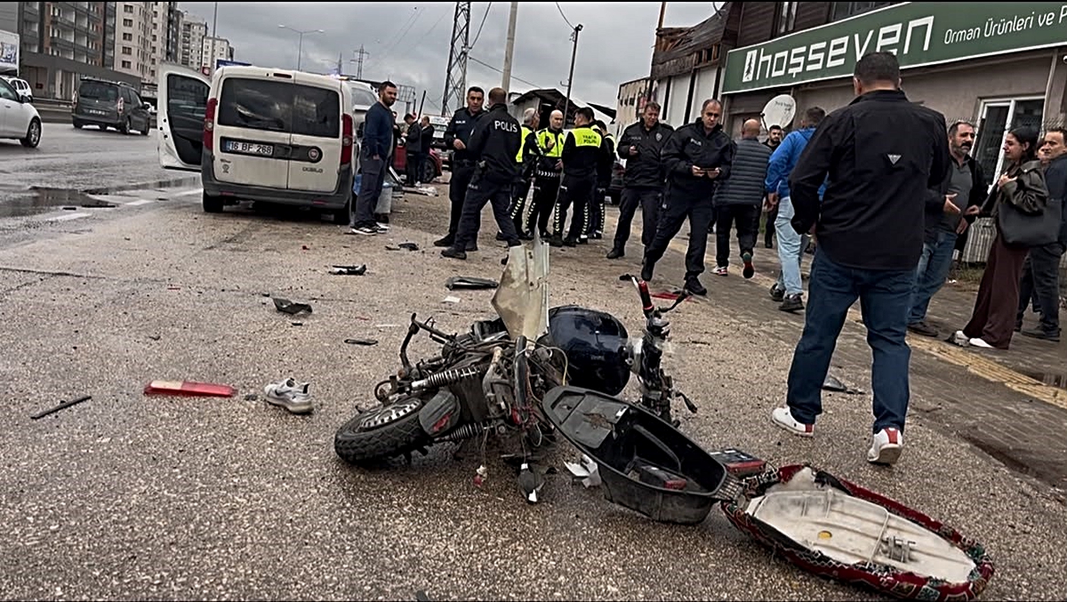 Bursa Yıldırım’da ticari araç elektrikli bisiklete çarptı, bisikletli öldü