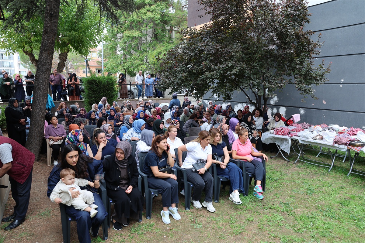 Çorum Osmancık'ta yöresel yemek yarışmasına pilav kategorisinde 57 kişi katıldı