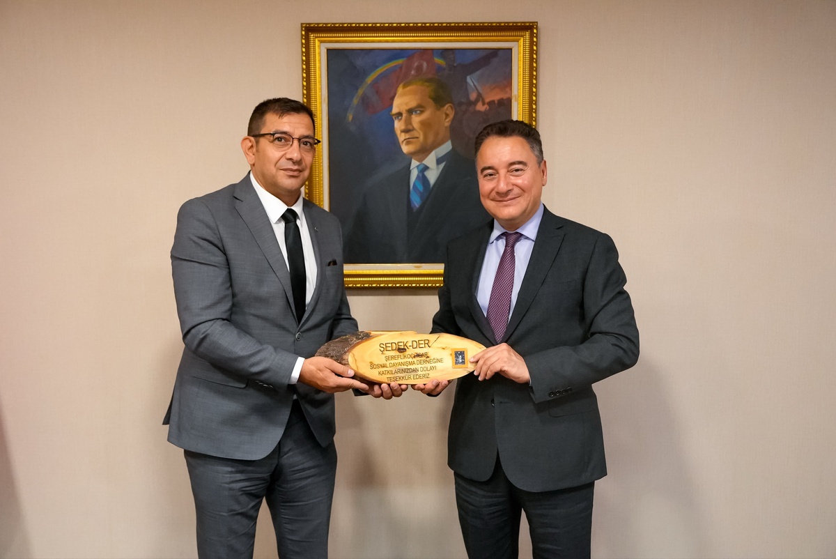 DEVA Partisi Genel Başkanı Ali Babacan, ŞEDEK-DER Başkanı Yılmaz ve heyetini ağırladı
