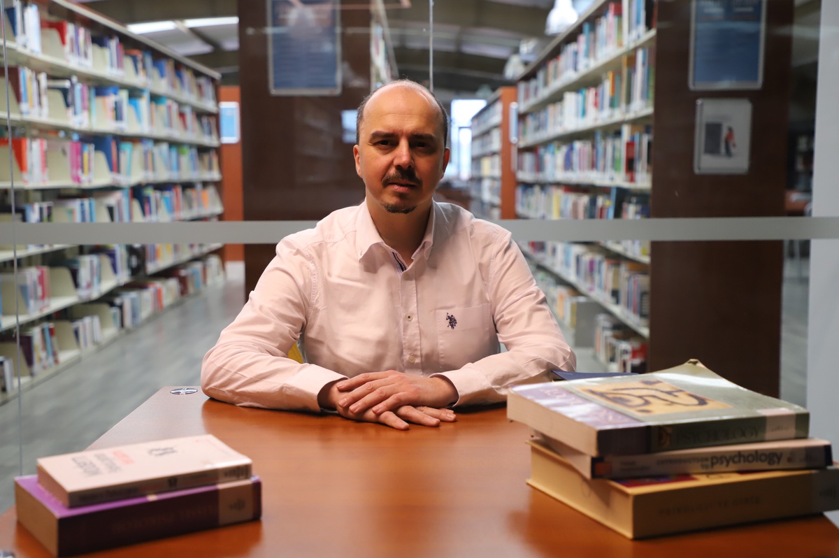 Dr. Ercen, okullarda şiddetin tek nedene bağlanamayacağını söyledi