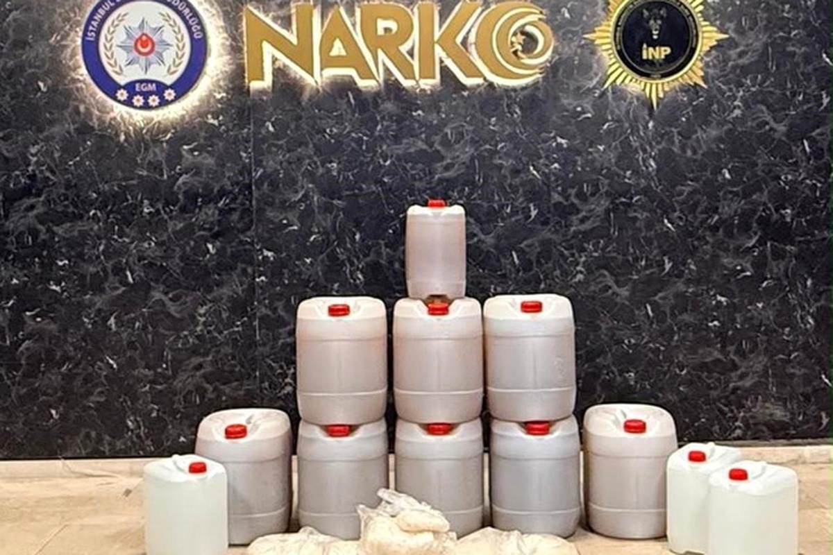 Esenyurt'ta 2 adrese düzenlenen operasyonda 272 kilo 450 gram uyuşturucu bulundu