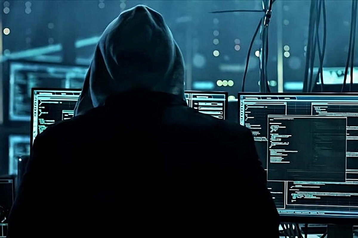 FBI hacklendi: Binlerce çalışanın verileri çalındı