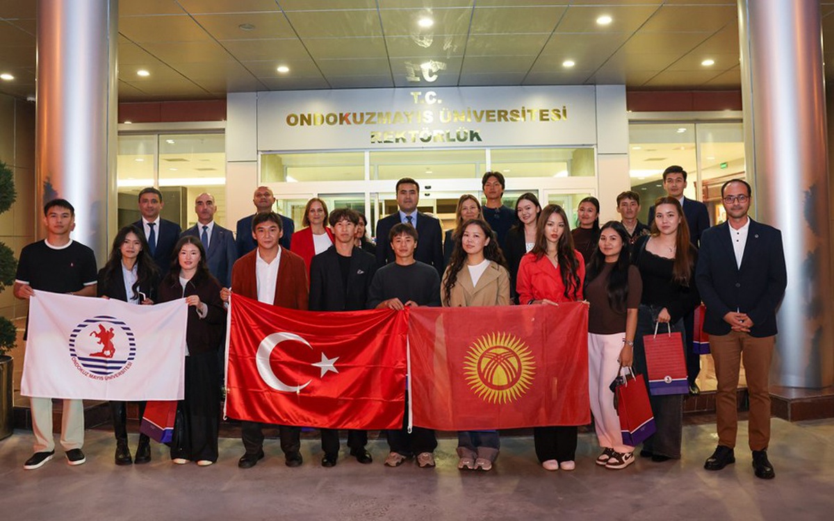 Kırgız Cumhuriyeti Başkonsolosu, OMÜ'deki Kırgız öğrencilerin taleplerini dinledi