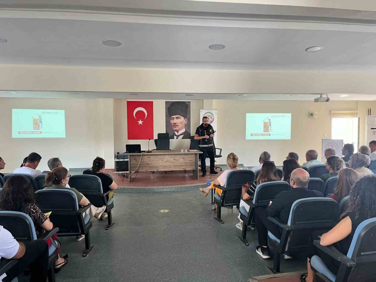 Söke'de okul yöneticilerine Narkorehber bağımlılıkla mücadele eğitimi verildi
