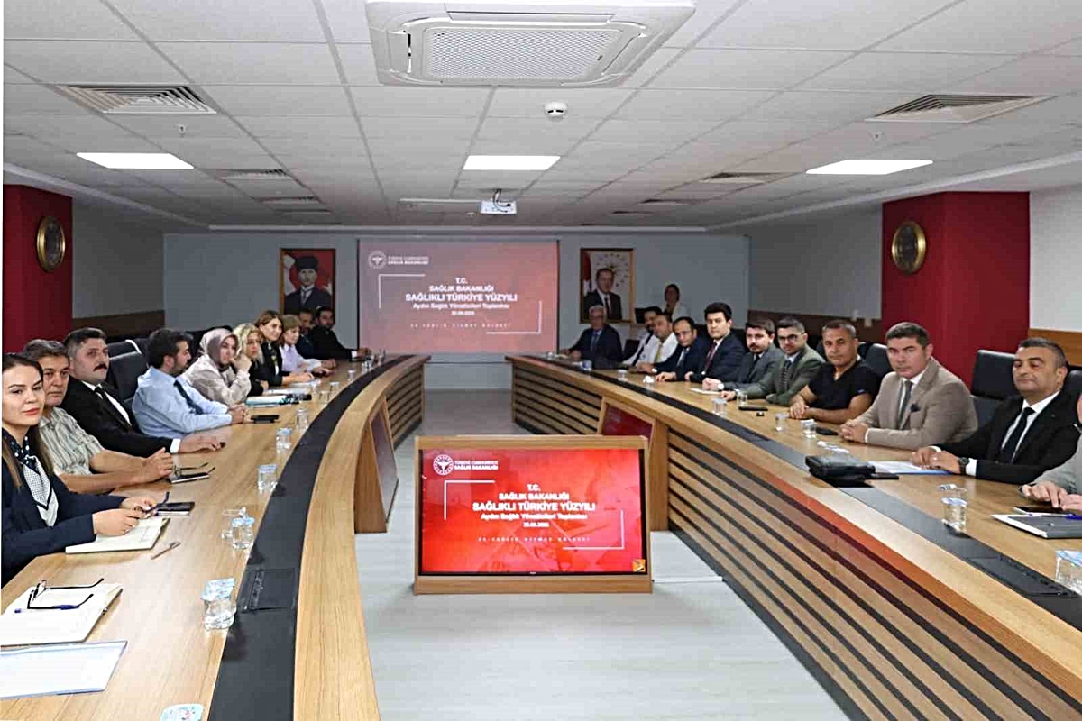 Yöneticiler Aydın'da kamu hastanelerinin hizmet kapasitesini değerlendirdi