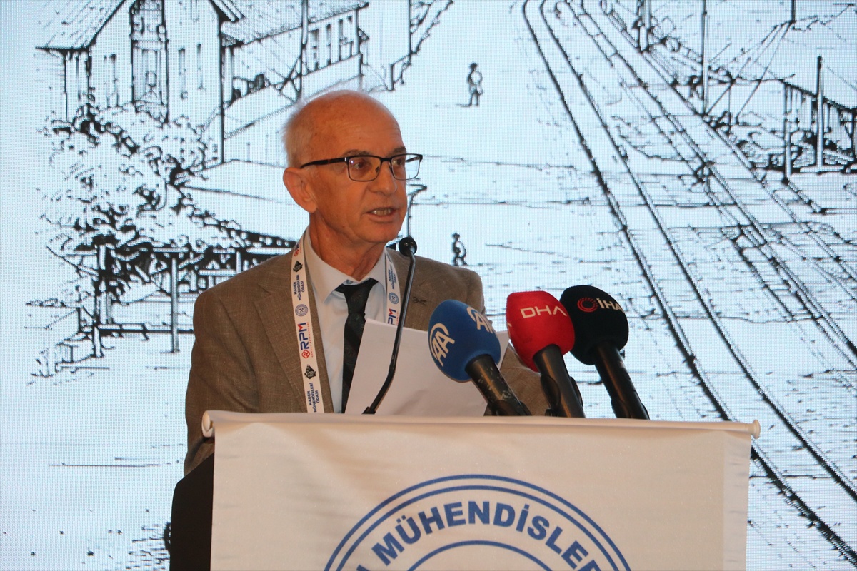 Zonguldak'ta kömür kongresi 43 bildiriyle enerji dönüşümünü masaya yatırıyor