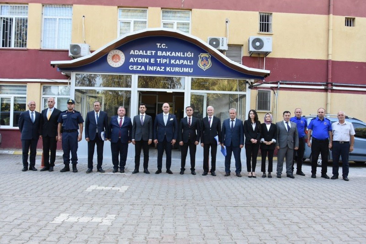 Aydın Başsavcısı Arısoy, E Tipi Cezaevi'nde inceleme ve toplantı gerçekleştirdi