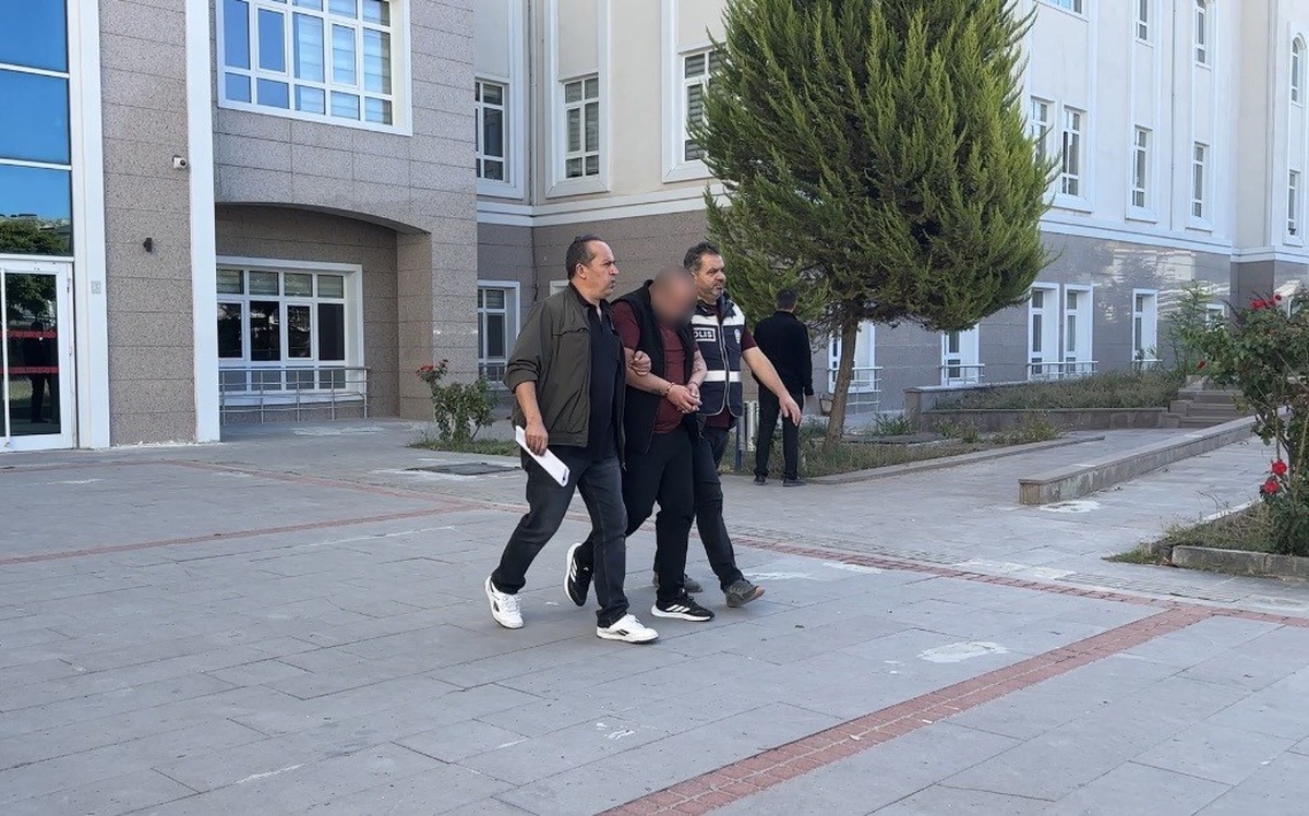 Burdur'da hırsızlık ve dolandırıcılıktan 17 yıl hapis cezası bulunan şahıs yakalandı