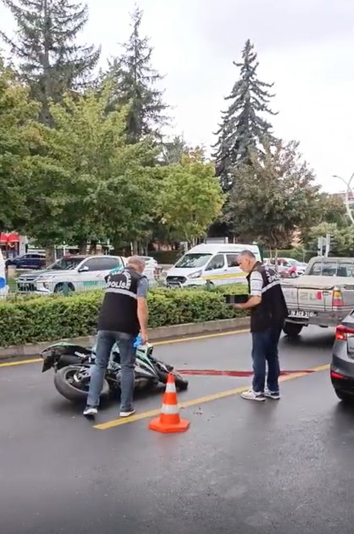 Çorum'da motosiklet ile kamyonet çarpıştı, 18 yaşındaki sürücü hayatını kaybetti