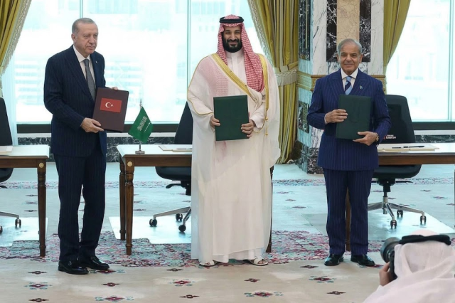 Cumhurbaşkanı Erdoğan: Fon krizi soruşturmalarında sorumlular hesap verecek
