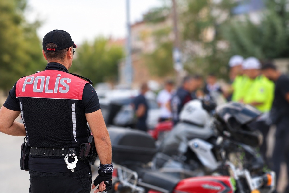 Elazığ'da plakasız araçla kaçan sürücüye 332 bin lira ceza kesildi