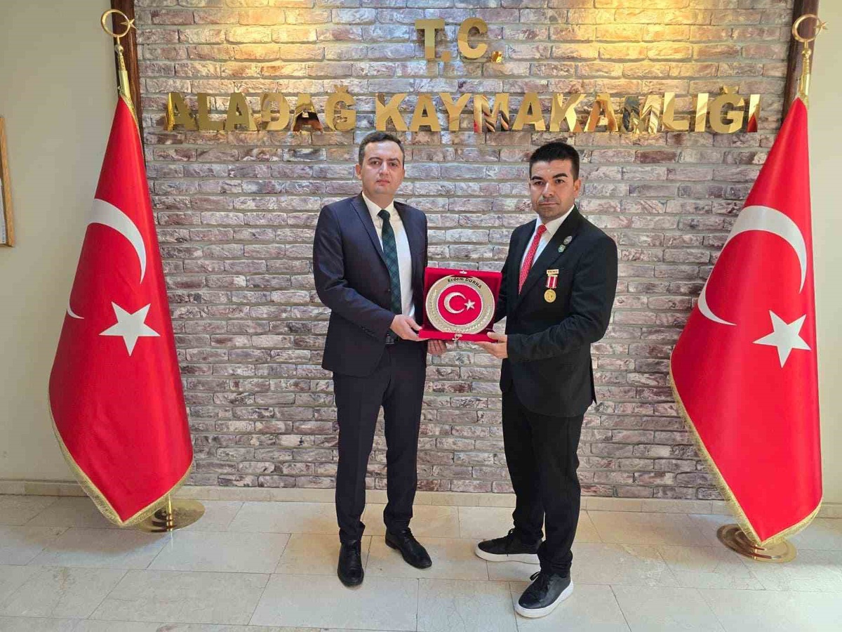 Fırat Kalkanı gazisi, Gaziler Günü'nde kiracısının tornavidalı saldırısına uğradı