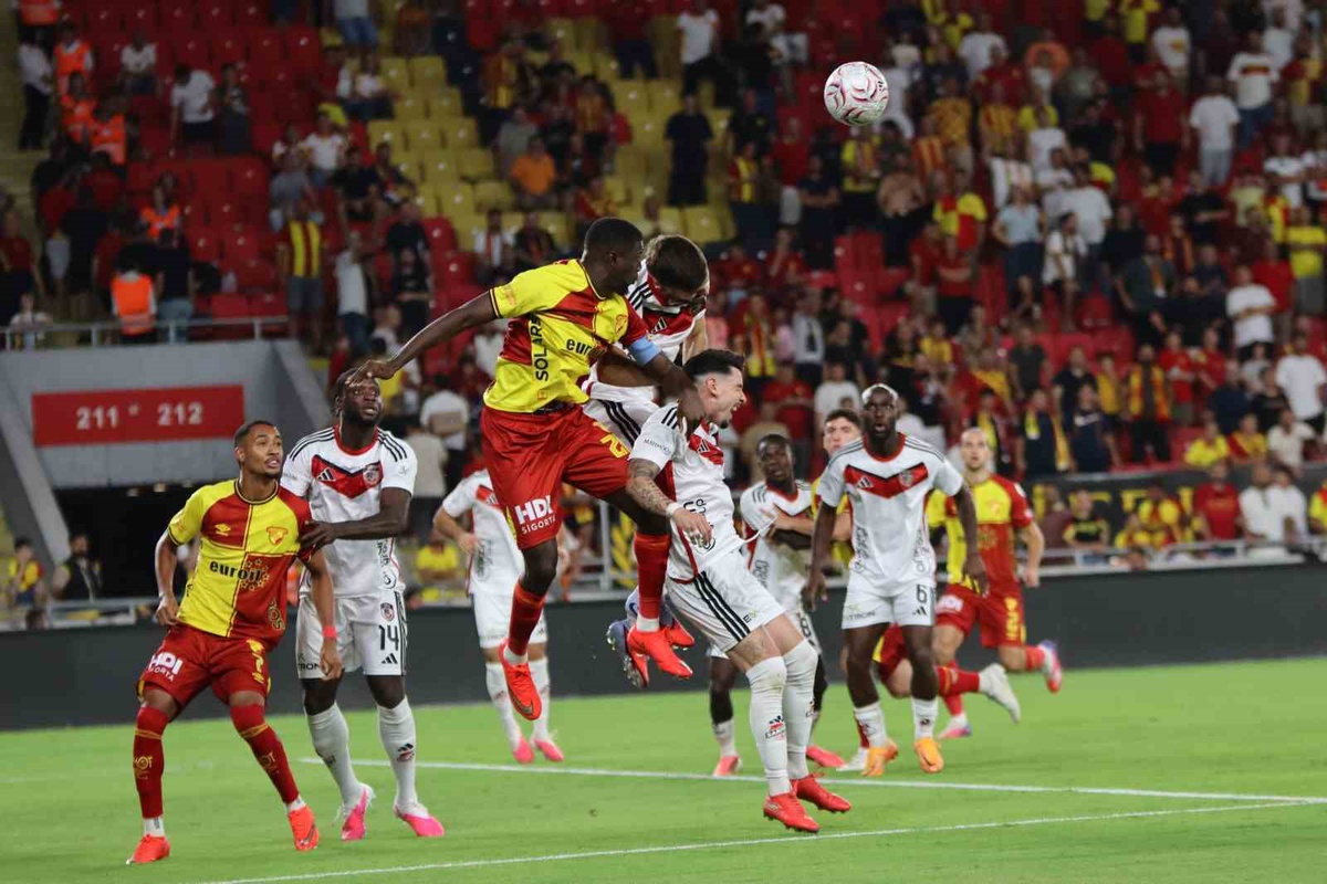 Göztepe ilk 6 haftada öne geçtiği 4 maçta kazanamadı ve 17. sırada yer aldı