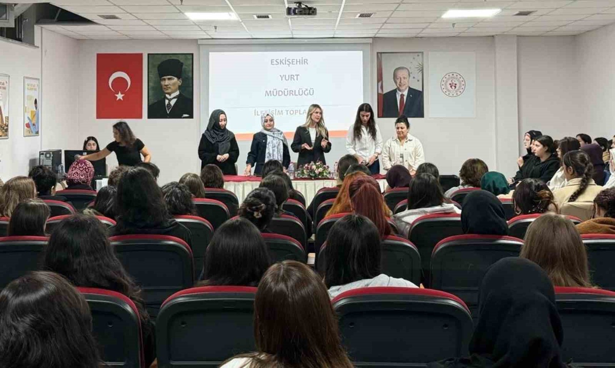 GSB Eskişehir İl Müdürlüğü, yurtlardaki yeni öğrencilere uyum toplantısı düzenledi