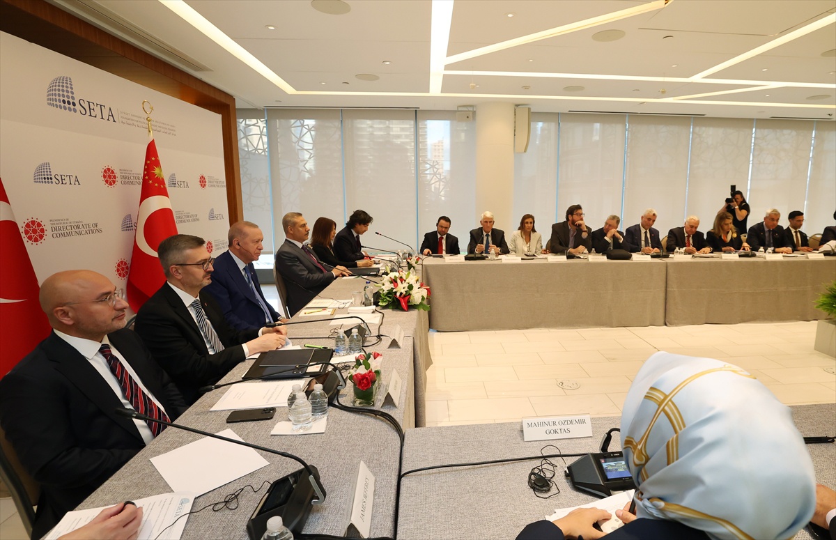 GÜNCELLEME – Cumhurbaşkanı Erdoğan, ABD’li düşünce kuruluşu temsilcileriyle bir araya geldi:
