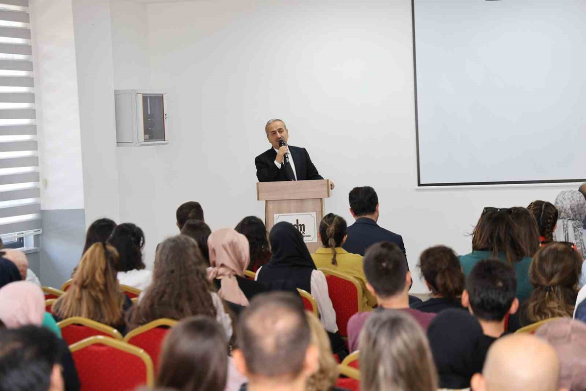 Karabük'te rehber öğretmenler toplantısı Akbaş başkanlığında yapıldı