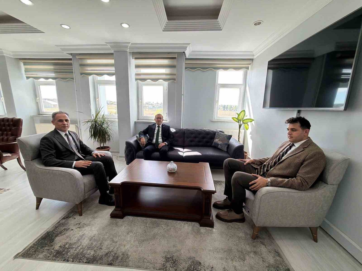 Kars Valisi Polat, Tarım ve Orman İl Müdürlüğü personeliyle öğle yemeğinde buluştu