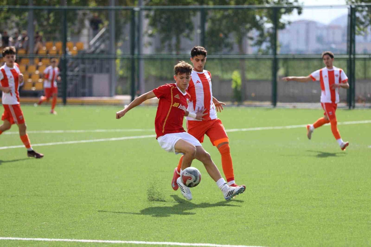 Kayserispor U-19, Adanaspor'u 2-1 yenerek ligin ilk haftasını galip bitirdi