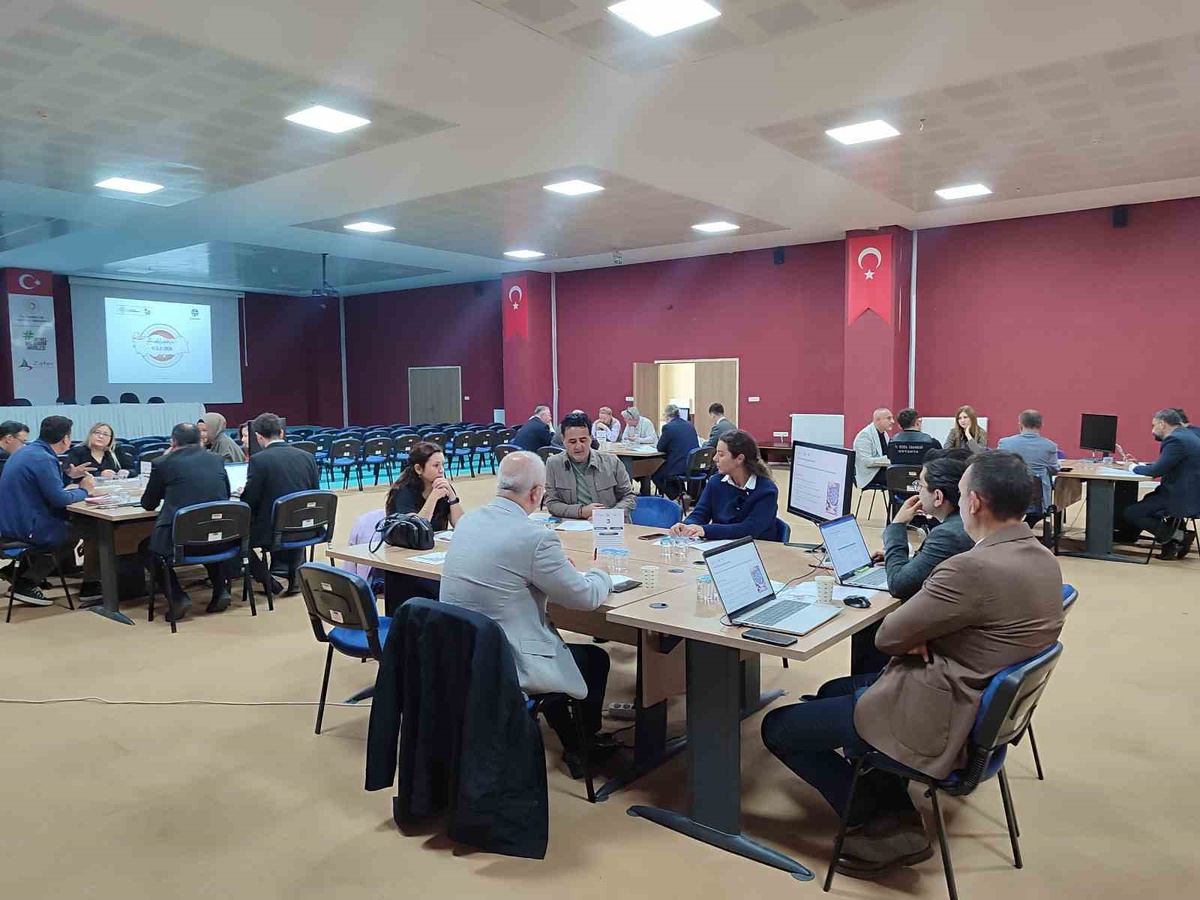Kütahya çinisi, 81 İl 81 Ürün Programı’nda Kütahya’yı temsil edecek ürün oldu