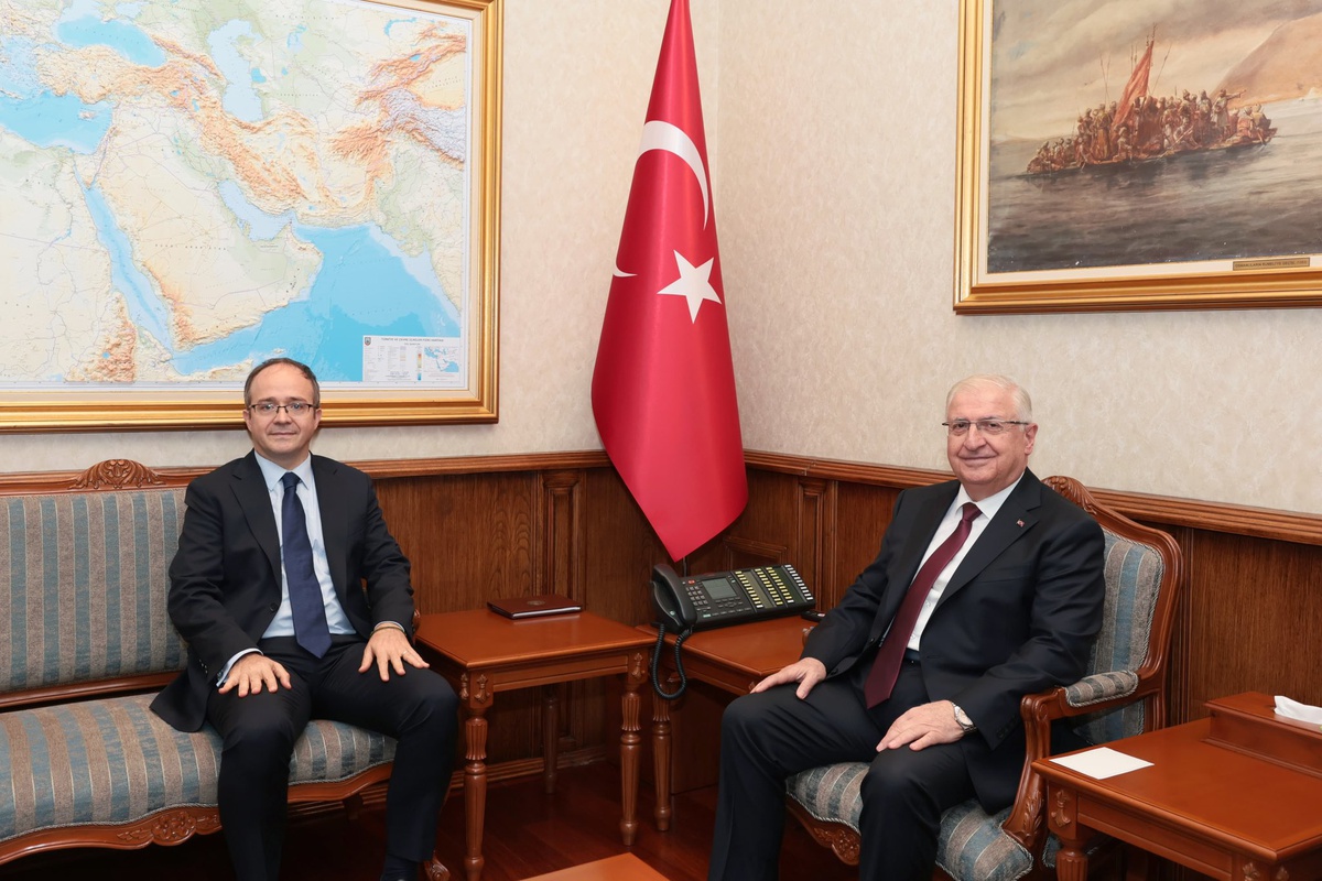 Milli Savunma Bakanı Güler, Hartum Büyükelçisi Oba’yı kabul etti