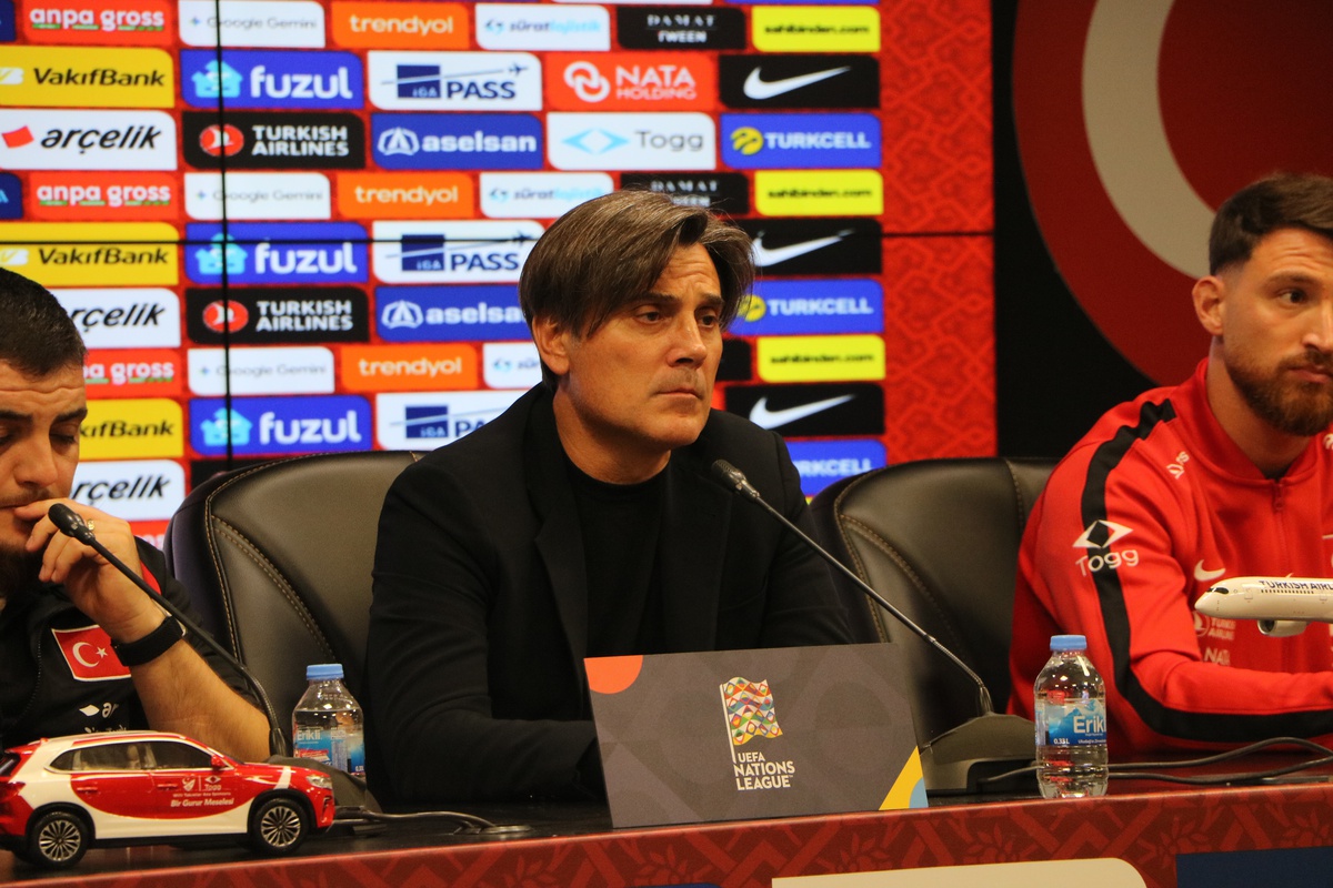 Montella, Uluslar A Ligi'nde Fransa maçı öncesi futbolumuza odaklanacağımızı söyledi