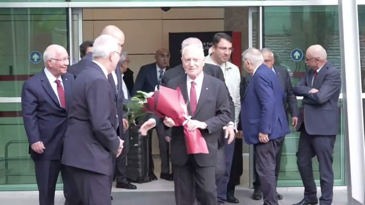 Prof. Dr. Mehmet Haberal'a Sydney'de yeniden Medawar Ödülü verildi
