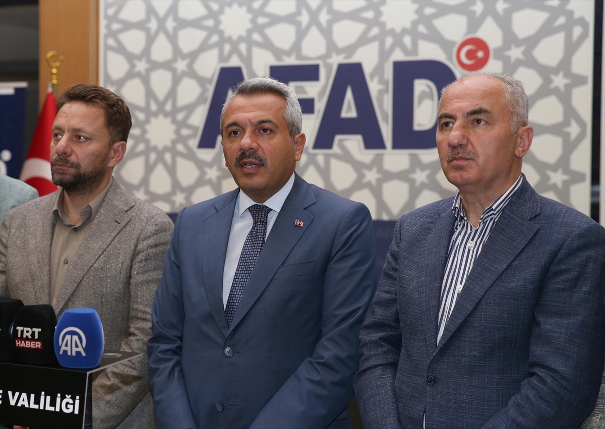 Rize Valisi Baydaş, sağanakta hasarın 1 milyar 42 milyon lira olduğunu bildirdi