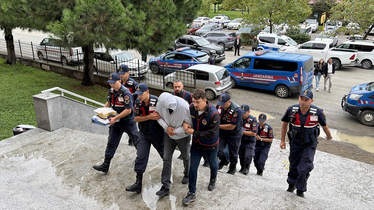 Samsun Çarşamba'da 17 milyonluk dolandırıcılık iddiasıyla 4 şüpheli gözaltına alındı