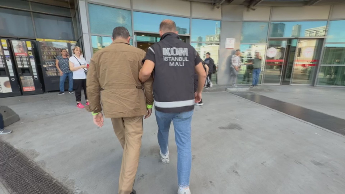 Tutuklanan Emre Alkin'in hastaneye getirildiği anlar ortaya çıktı