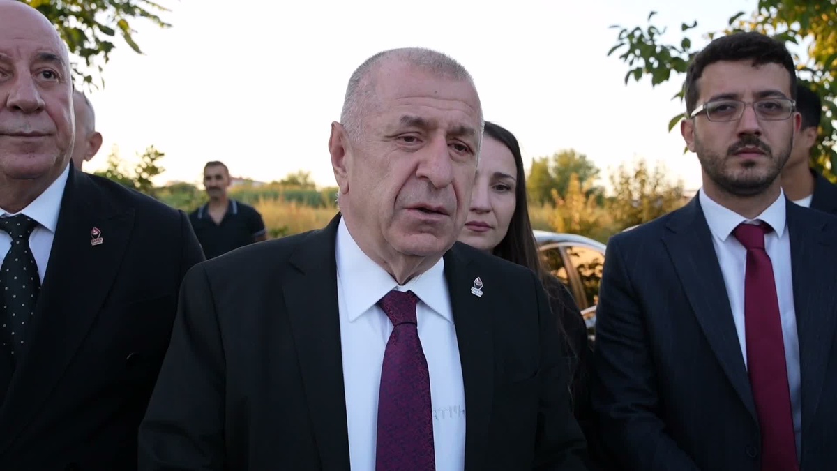 Ümit Özdağ, Turgutlu'daki okul saldırısı sonrası üç bakanlığa ortak çalışma çağrısı yaptı