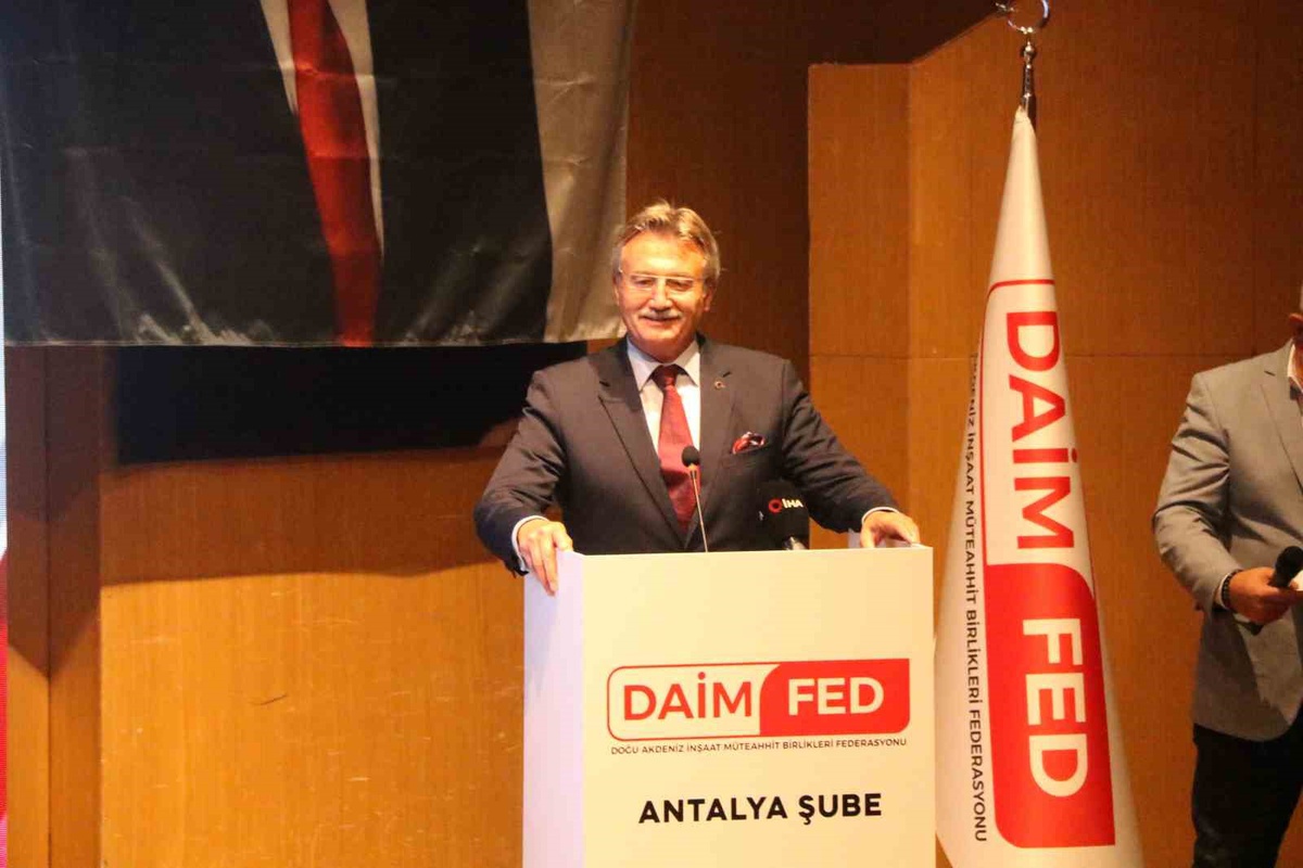 DAİMFED Antalya Şubesi açıldı, Tüzmen yapı stokundaki ciddi sıkıntıya dikkat çekti