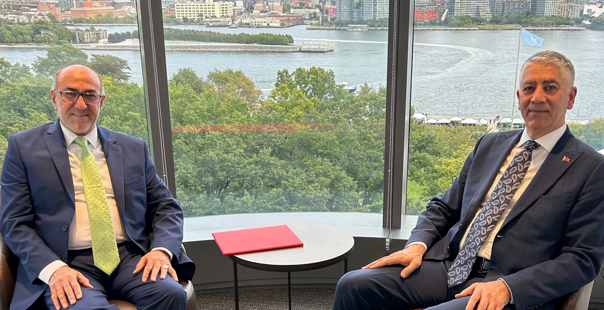 Dışişleri Bakan Yardımcısı Özel, New York'ta Müslüman Kuruluşlar Konseyi ile görüştü