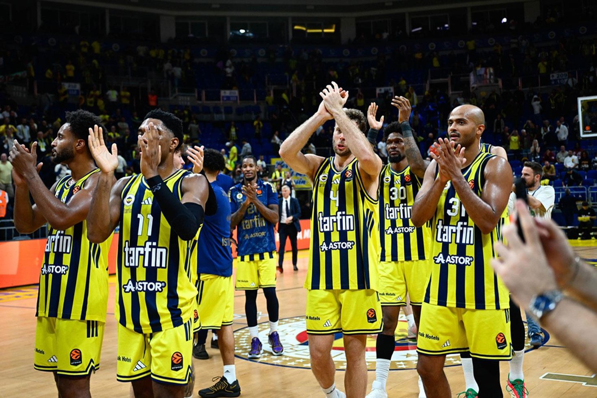 Fenerbahçe Tarfin, EuroLeague'e galibiyetle başladı