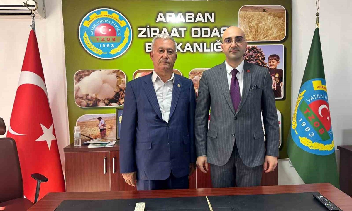 Gaziantep Araban Kaymakamı Ceylan, Ziraat Odası Başkanı Altun'a iade ziyareti yaptı